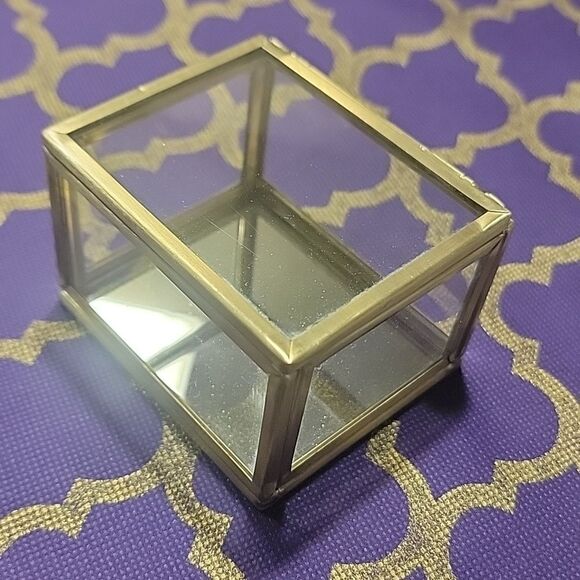 Ettika Gold Mini Ring Box - Picture 7 of 7